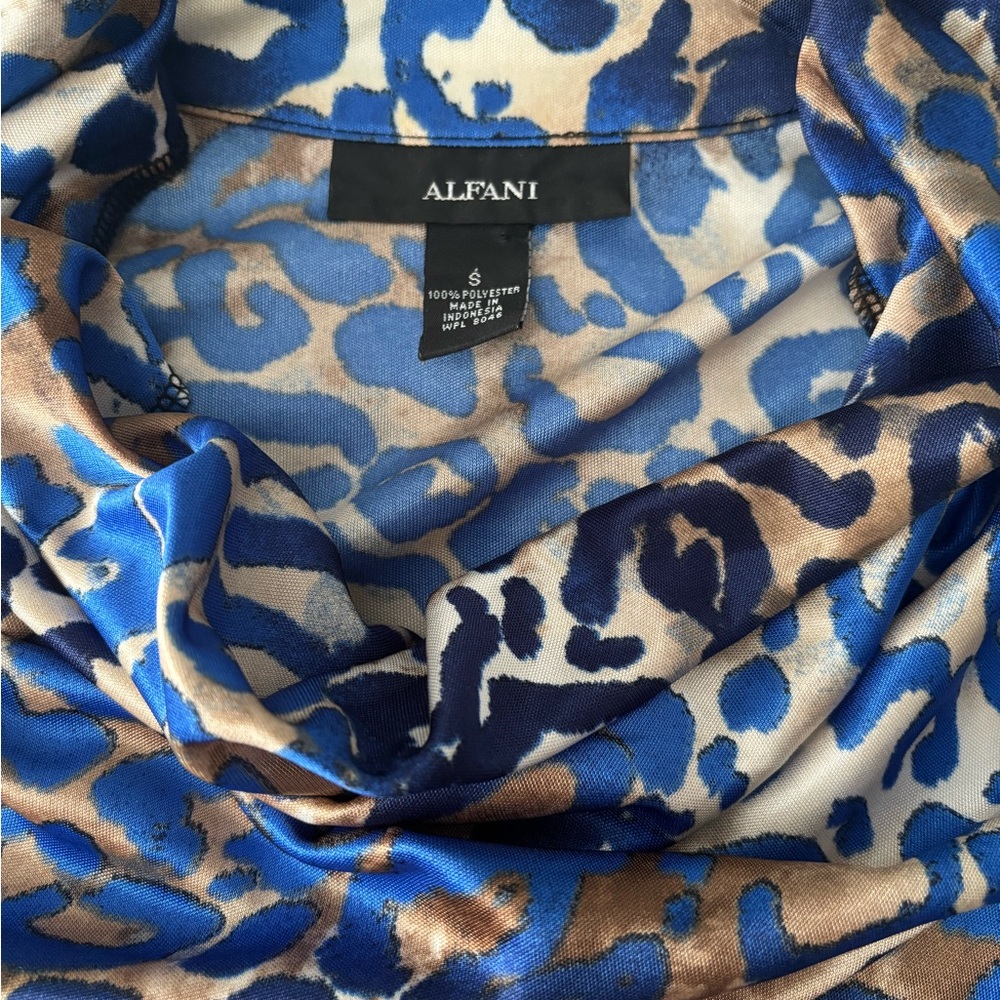 Alfani Blue and Tan Silky Leopard Print Sleeveless Blouse EUC